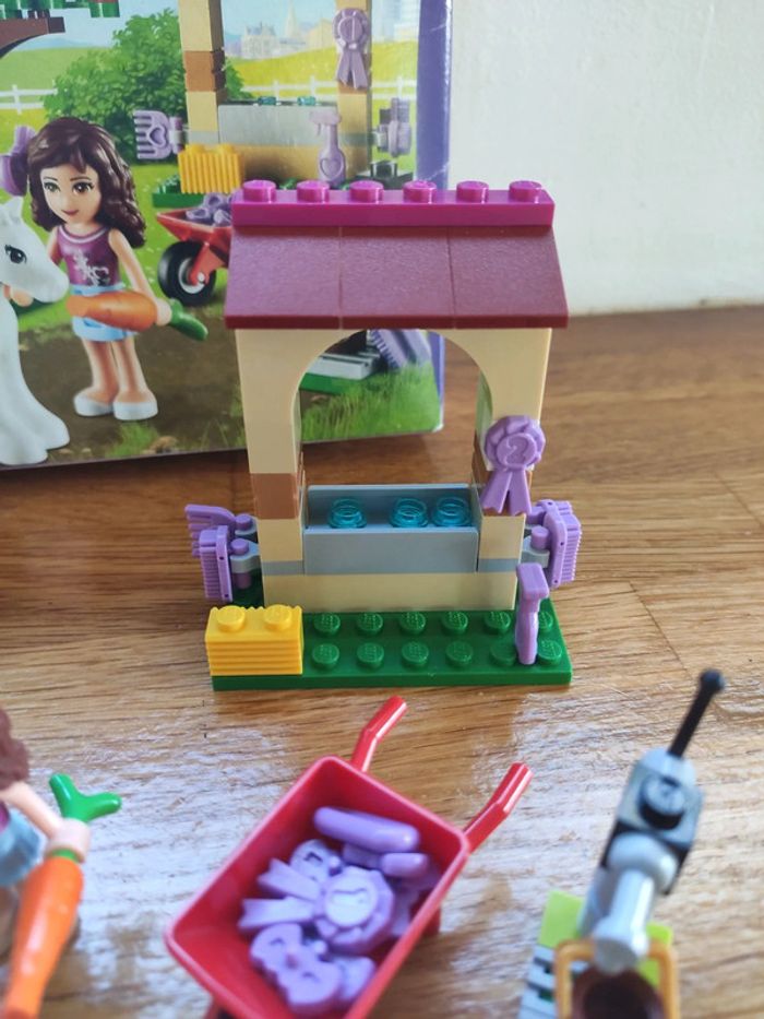 Lego Friends 41003 Olivia et son bébé poulain - photo numéro 4
