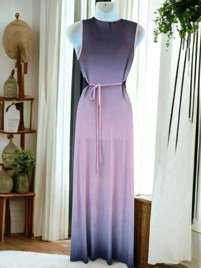 Robe longue sans manche 🌹XS/S🌹 - photo numéro 2
