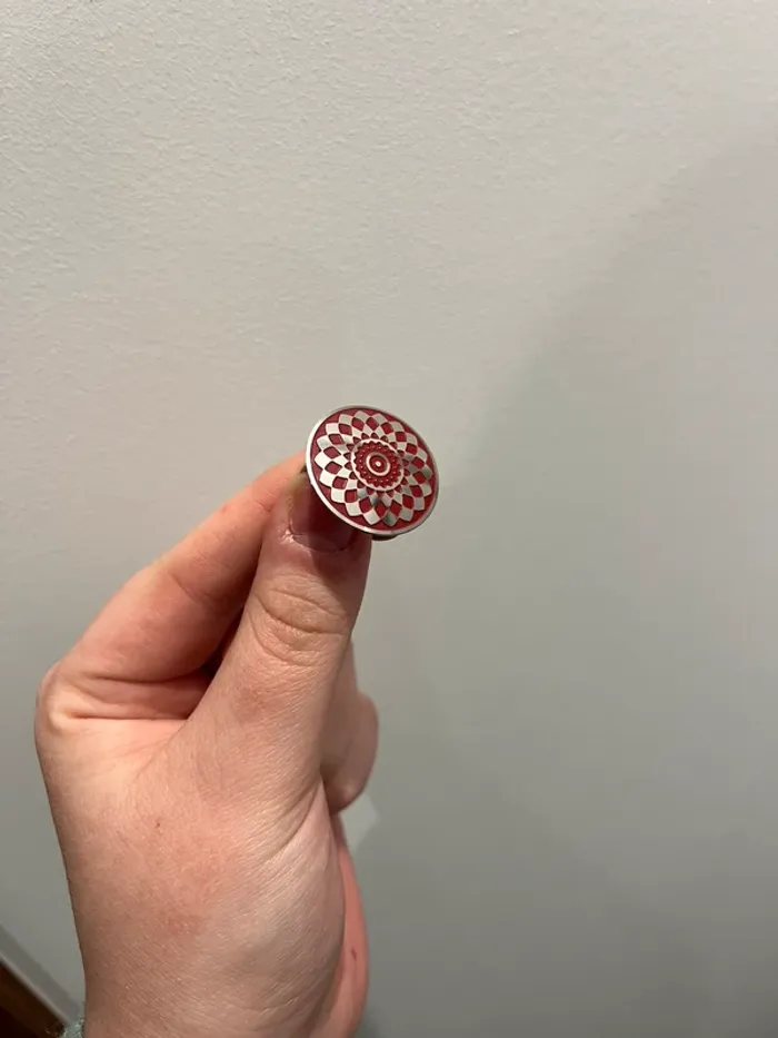 Bague rouge/bordeaux et argenté