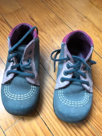 Botillons Kickers, bonbon T22