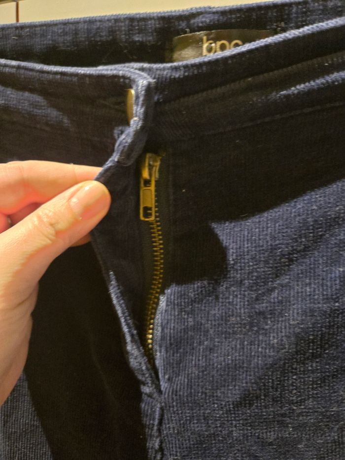 Pantalon velours bleu marine T. 44-46 Bonprix neuf - photo numéro 2