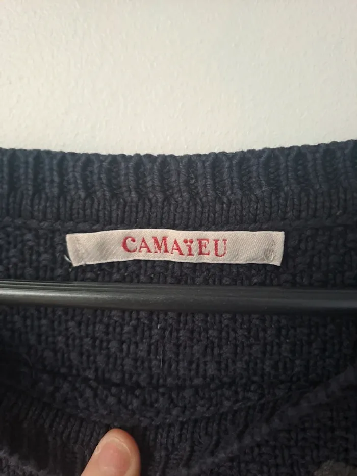 Pull marine broderie camaïeu - photo numéro 2