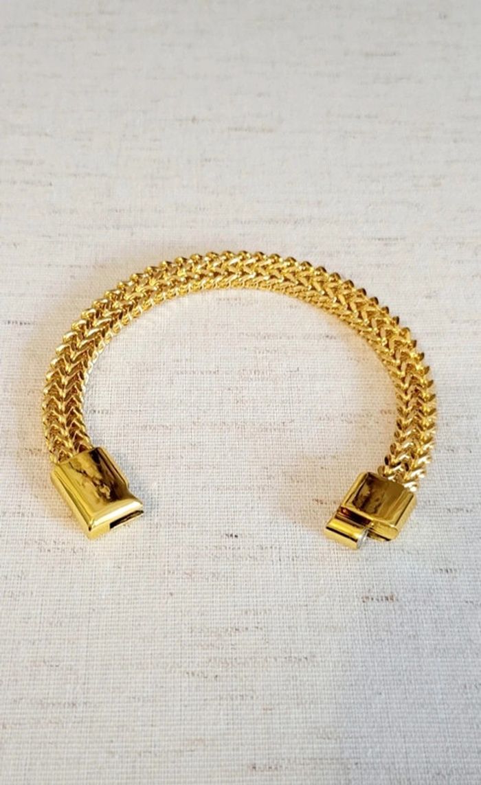 Bracelet doré maille tressée – style chic et moderne - photo numéro 4