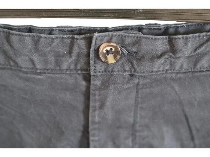 C59 short marine Monoprix 44 - photo numéro 3