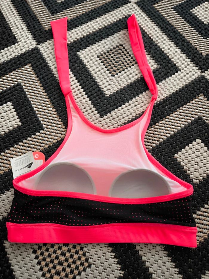 Brassière de sport taille 36 neuve - photo numéro 2
