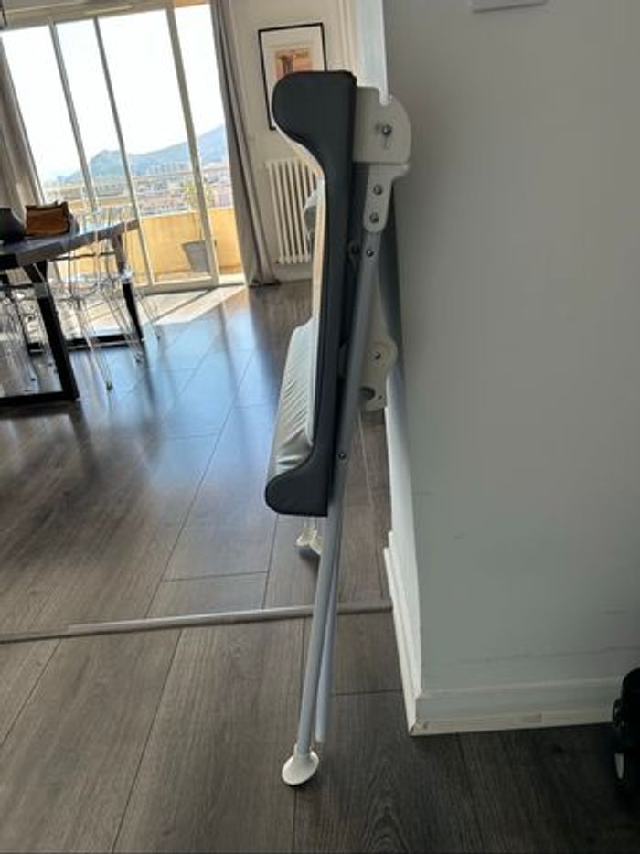 Table à langer pliante très bon état - photo numéro 2
