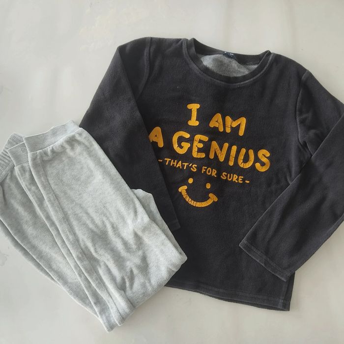 Pyjama velours taille 8 ans