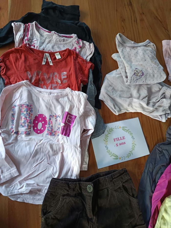 Lot fille 5ans n°2 - photo numéro 2