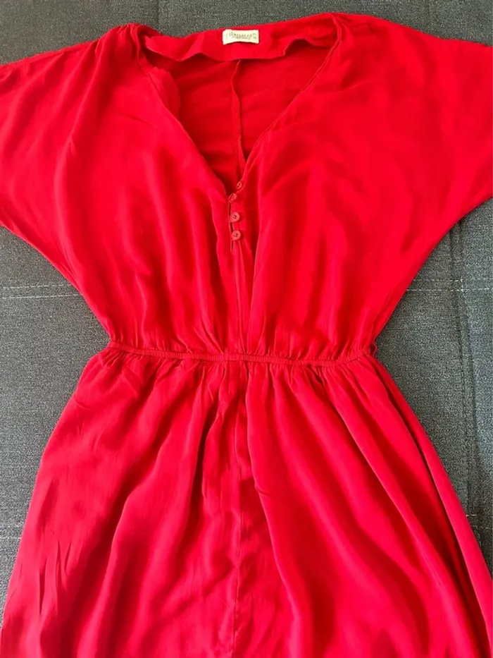 Robe rouge - photo numéro 2