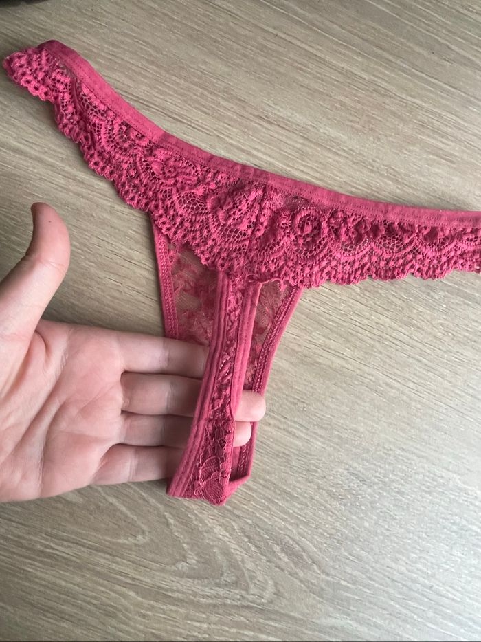 String bordeaux - photo numéro 2