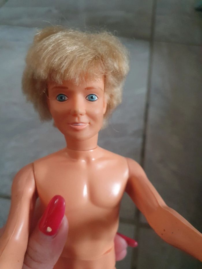 Poupée Ken - photo numéro 4