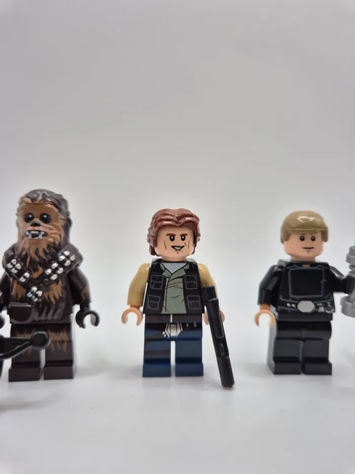 Figurines type lego Jedi Luke Skywalker Han Solo Chewbacca et Princesse Leia star wars - photo numéro 5