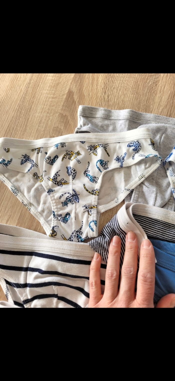 Lot slips petit bateau 10 ans - photo numéro 5
