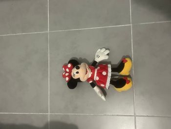 Peluche Minnie  TBE  acheté à Disney 