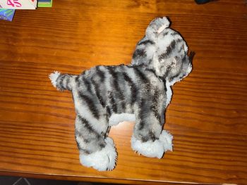 Chat peluche, doudou IKEA, tigré gris