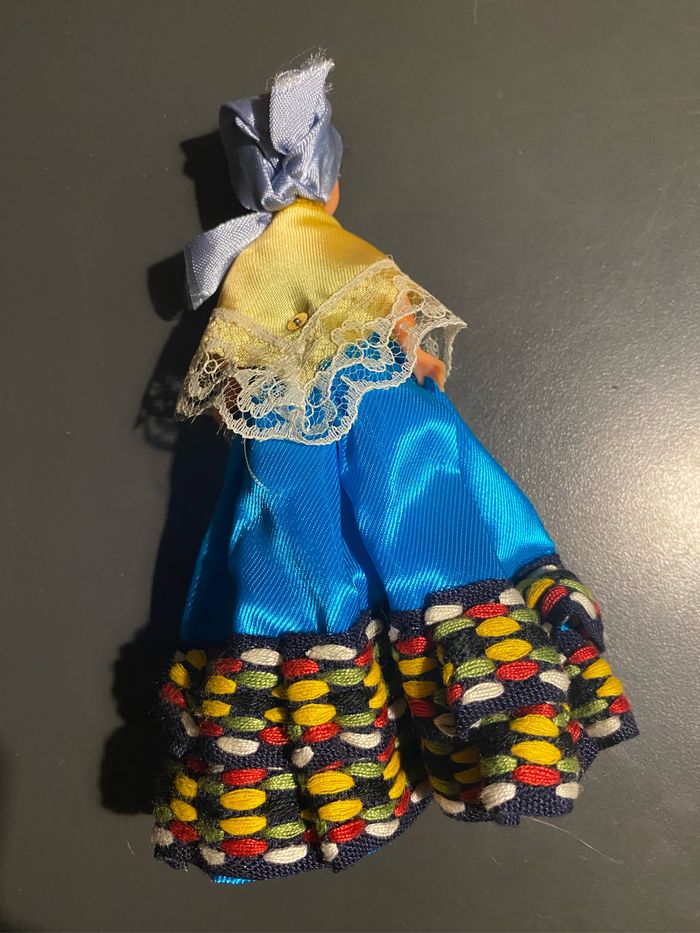 Poupée - photo numéro 2