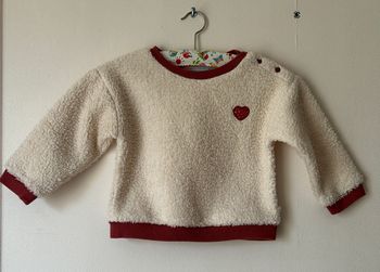 sweat pull "bouclette" coeur léopard taille 23 mois