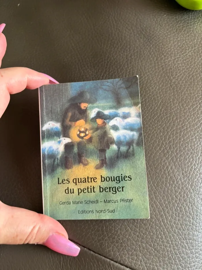 Petit livre « les quatre bougies du petit berger »