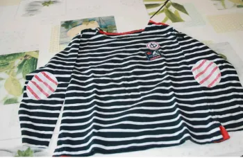 tee shirt
