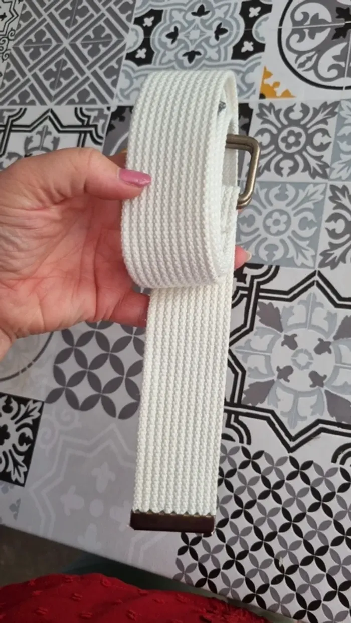 Ceinture blanche taille 110 - photo numéro 4