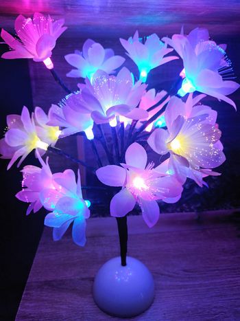 Lampe fleurs avec fibres optiques