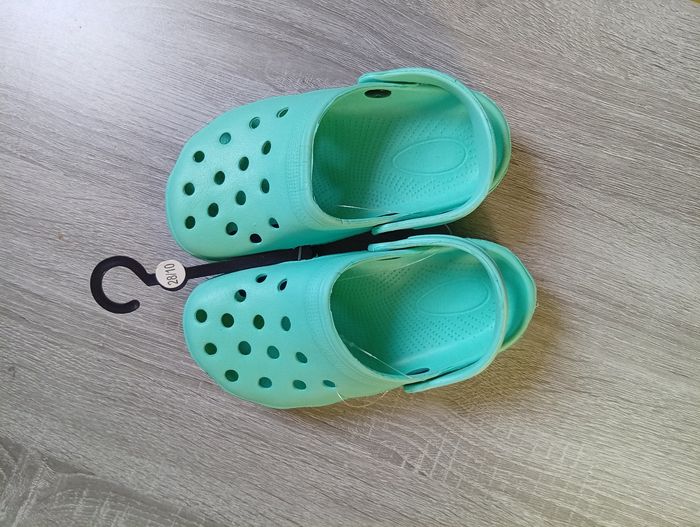 Jolie paire de Crocs