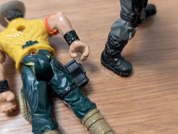 Lot militaire figurines 10 cm et véhicules - photo numéro 10