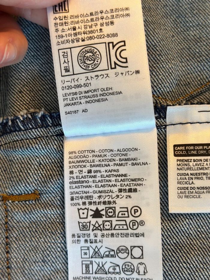 Veste en denim Levi’s brodée colorée – Taille S - photo numéro 10