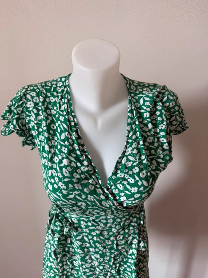 Robe verte en très bon état taille S flamant rose - photo numéro 3