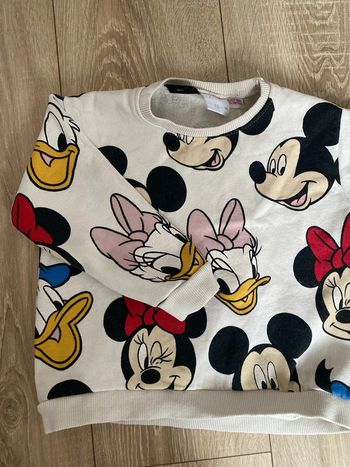 Pull chaud minnie Mickey Zara