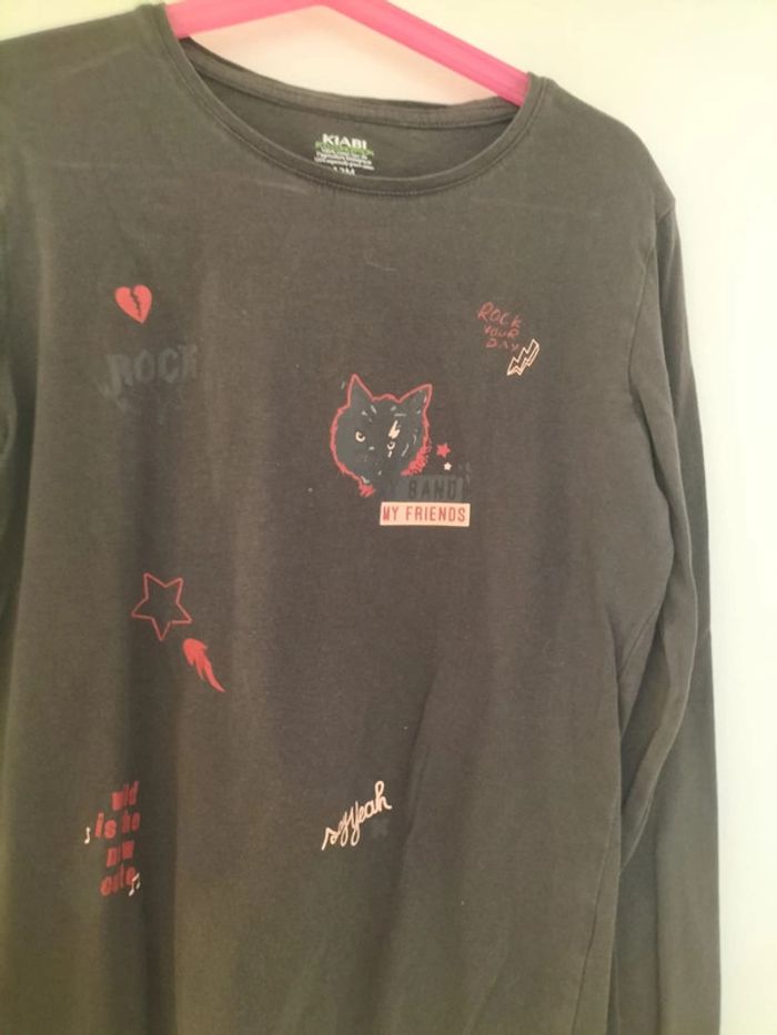 Tee shirt manches longues kiabi 12 ans tbe - photo numéro 2