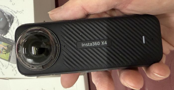 Caméra d'action numérique 360° 4K Insta360 X4 avec écran tactile et accessoires - photo numéro 5