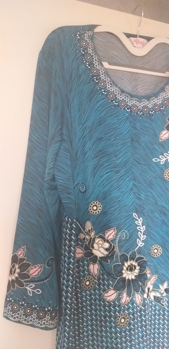 Tunique fantaisie femme taille 46/48 - photo numéro 3