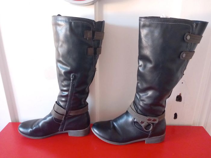 bottes femme fourré taille 39 très bon état peu portées - photo numéro 2