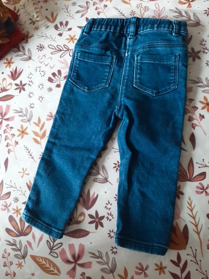 Jeans  fille 18 mois - photo numéro 3