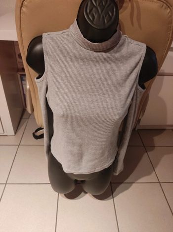 Haut épaules dénudées