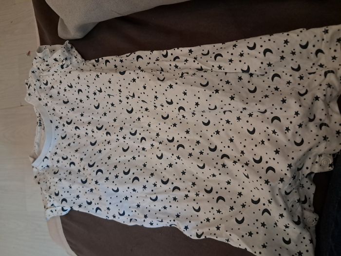 Lot vêtements bébé fille 18 mois - photo numéro 3