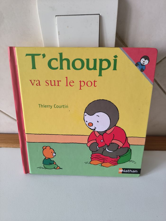 livre T'choupi Va Sur Le Pot - Courtin Thierry en tres bon etat ref EC