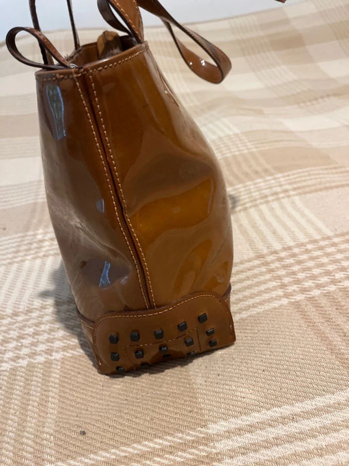 Magnifique sac à main laqué marron pour 2 euros seulement - photo numéro 7