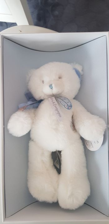 Doudou bleu et blanc