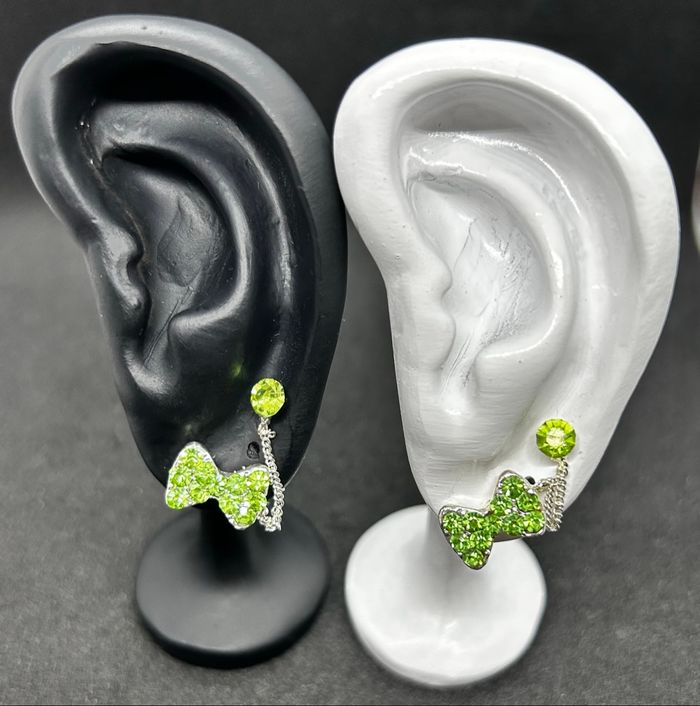 Boucle d’oreille neuneu