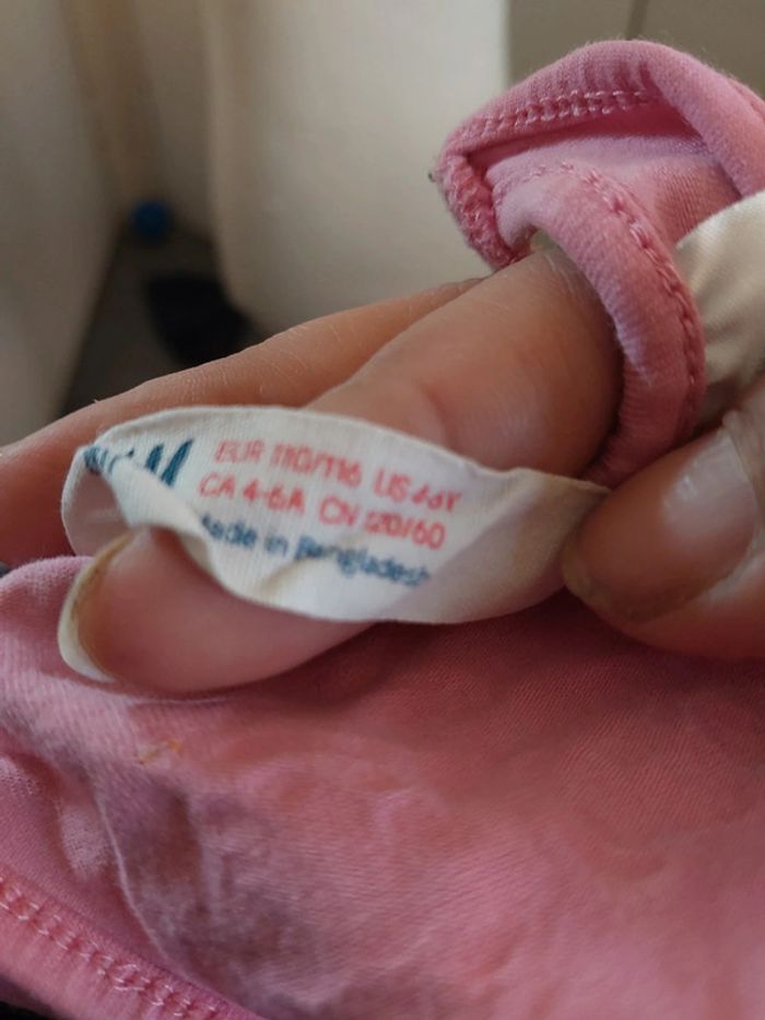 Débardeur Hello Kitty rose à pois blanc taille 4/6 ans - photo numéro 3