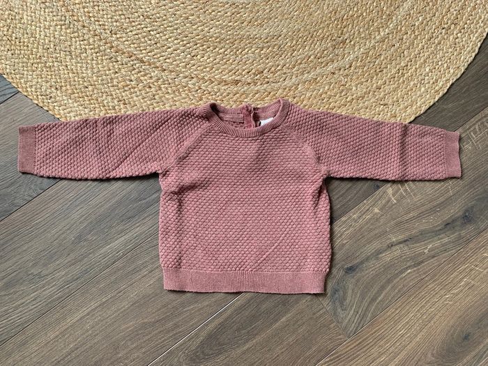 Pull H&M rose terracotta 6 / 9 mois (équivalent 12 mois) - photo numéro 2