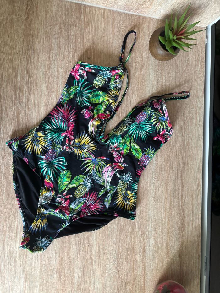 Maillot de bain une pièce imprimé tropical atmosphère taille S/M