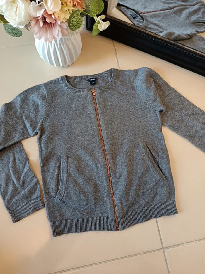 Lot gilet 6 ans - photo numéro 3