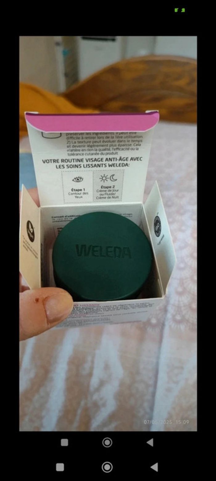 Weleda Crème de nuit lissante Rose musquée & Thé blanc 40ml
Neuf emballé scellé - photo numéro 8