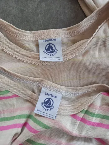 Lot bodies Petit Bateau 24 mois