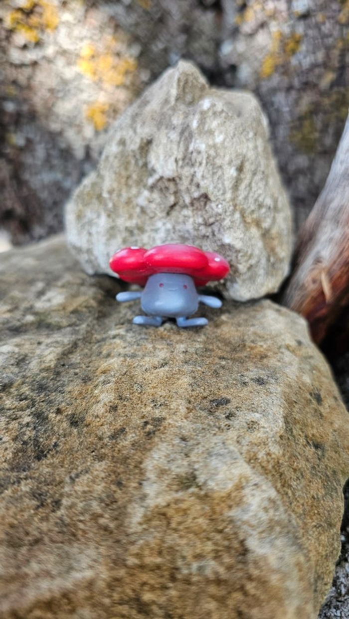 Super figurine Pokemon Nintendo tomy C.G.T.S.J rafflesia