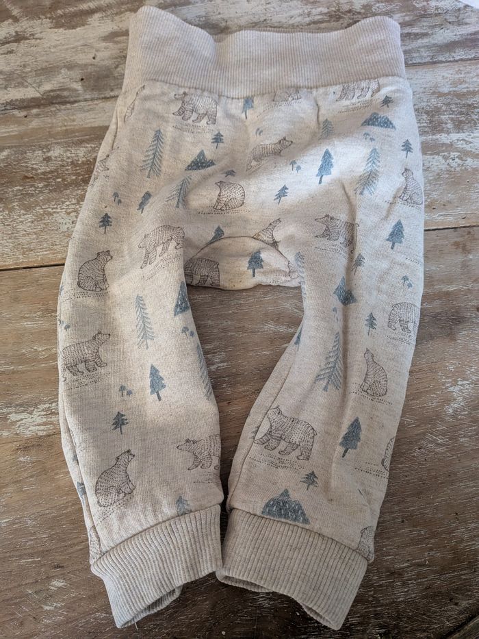 Lot pantalons et salopettes 9  mois - photo numéro 9