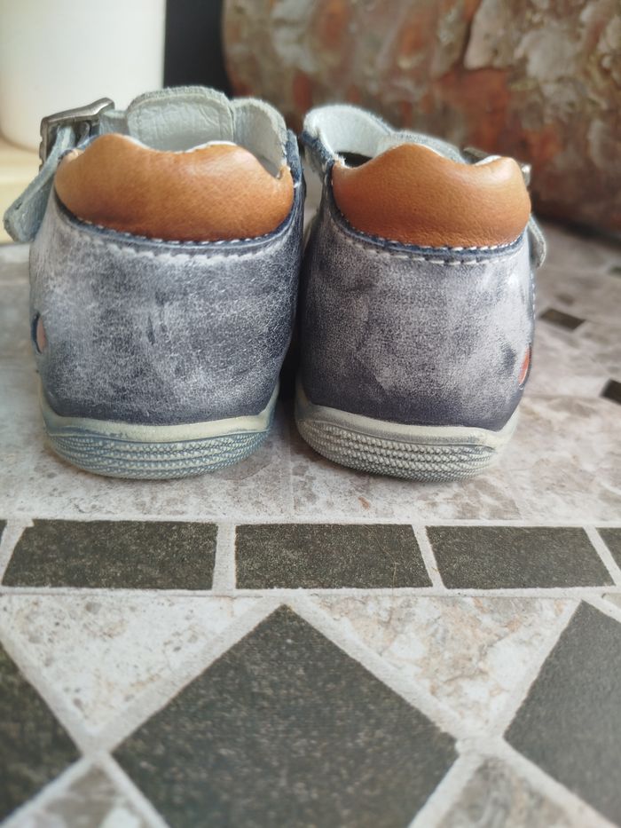 Lot de chaussures pour bébé - photo numéro 5